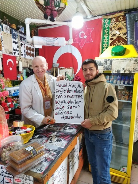 Ay, ‘Unutmayın Saygı gösteren Saygı bulur’