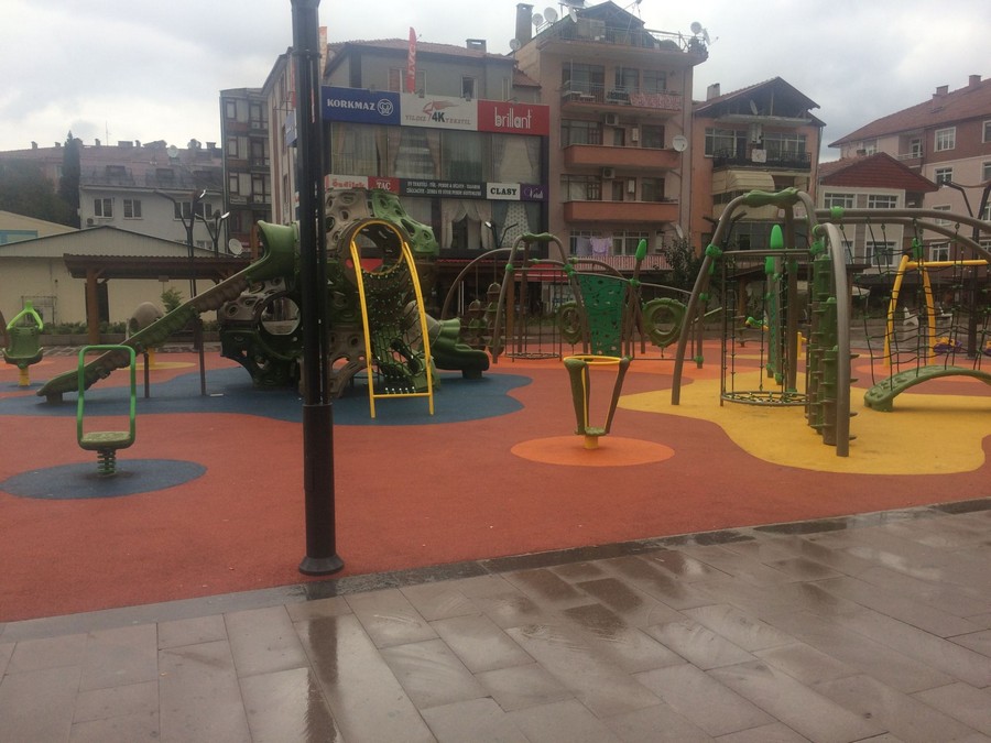 Havalar soğudu, Cumhuriyet Parkı sessizliğe büründü
