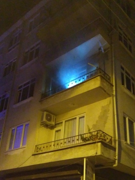 Dumlupınar Mahallesi’nde bulunan evde korkutan yangın