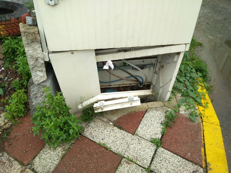 Mareşal Fevzi Çakmak’ta elektrik panosu tedirgin ediyor