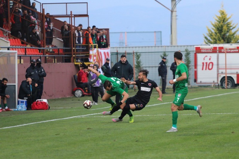 Gölcükspor Modafen maçı hazırlıklarını sürdürüyor