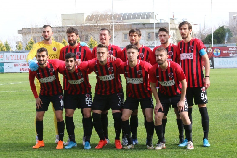 Gölcükspor Bayrampaşa maçı 2-2 tamamlandı KENDİ EVİMİZDE 2 PUAN KAYBETTİK
