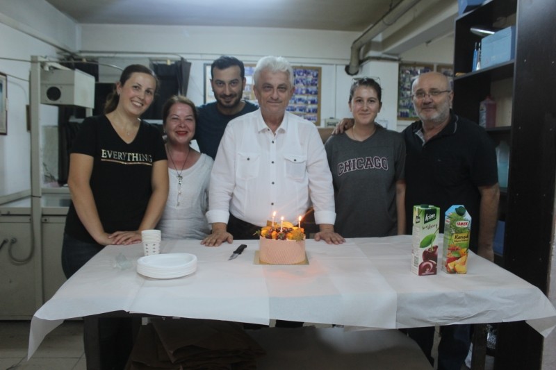 Personelinden Patron’a sürpriz doğum günü ŞENEMRE’NİN YENİ YAŞINI KUTLADILAR