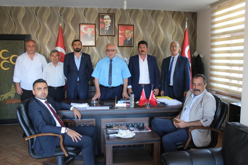 MHP Gölcük İlçe Teşkilatı bayramın ikinci günü bayramlaştı