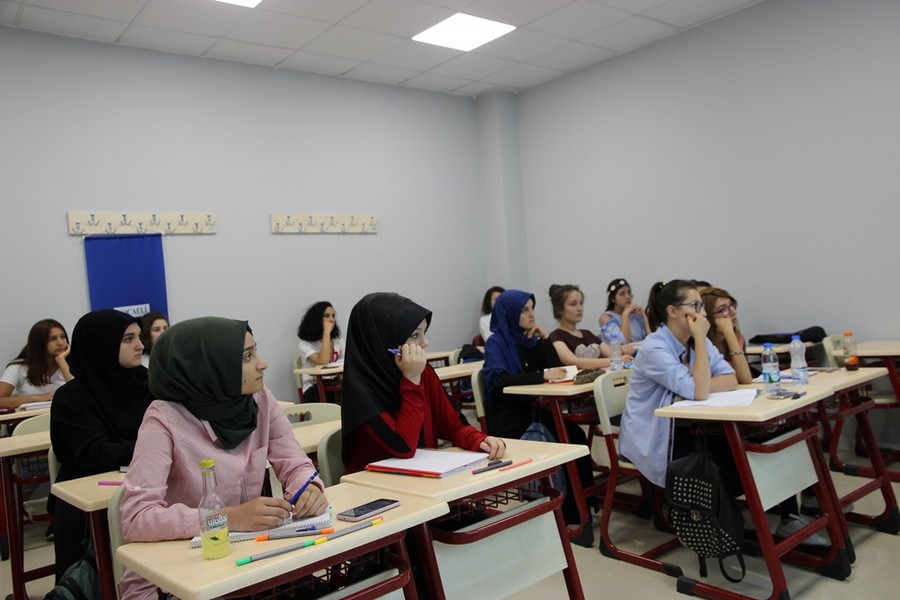 Gebze Akademi Lise yaz okuluna ilgi büyük