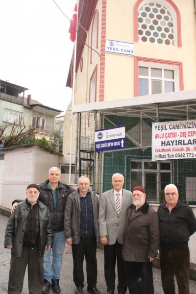 Gölcük’ün tek minaresiz camisi Yeşil Cami Cemaati yetkililere seslendi MİNAREMİZİ YAPIN