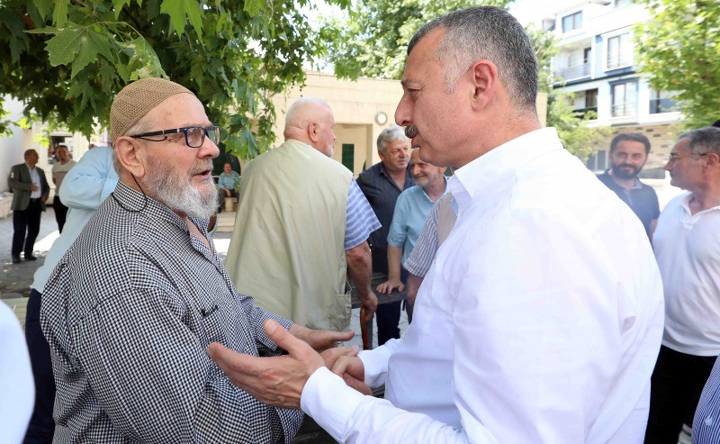 Vatandaşlardan Başkan Büyükakın’a, “Biz dua ordusuyuz, sizler hizmet ordusu”