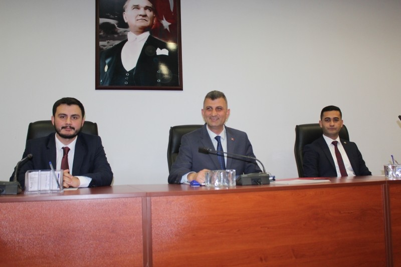Gölcük Belediye Meclis Toplantısı’nın Mayıs Ayı ayağı gerçekleştirildi  KÖPRÜLÜ KAVŞAK 10 GÜN SONRA TRAFİĞE AÇILIYOR