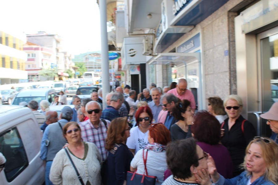 Gölcük CHP Örgütü’nden İmamoğlu’na  BÜYÜK DESTEK