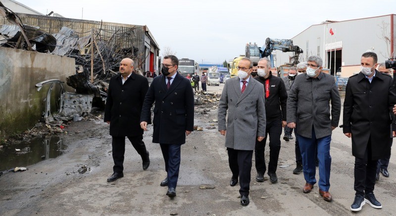Vali Yavuz ve Başkan Bulut’tan işyeri yanan  esnaflara ‘GEÇMİŞ OLSUN’ ZİYARETİ