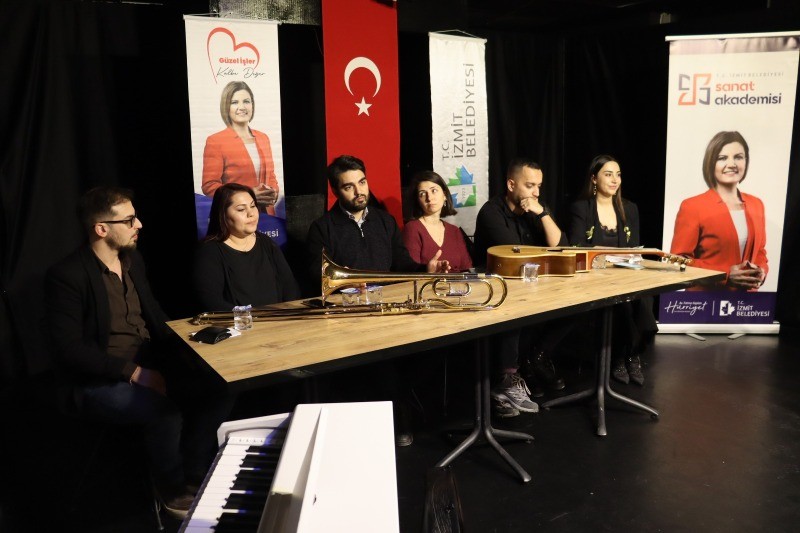 İzmit Belediyesi Çocukları Sanatla BULUŞTURMAYA DEVAM EDİYOR