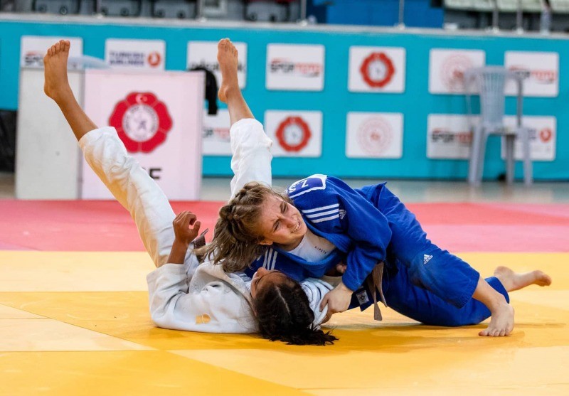 Büyükşehir Kağıtsporlu Judoculardan tarihi başarı