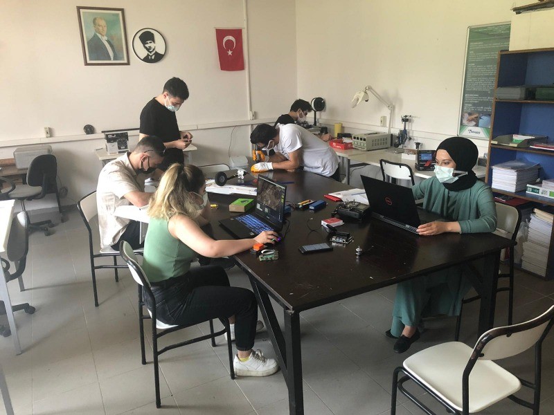 BAŞKAN KOCAMAN’DAN KOÜ’LÜ GENÇLERE TAM DESTEK