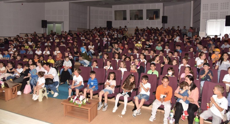 KARTEPELİ MİNİKLER GÖNÜLLERİNCE EĞLENDİLER