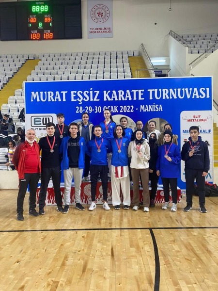 KARTEPELİ SPORCULAR BİRİNCİLİKLE DÖNDÜLER