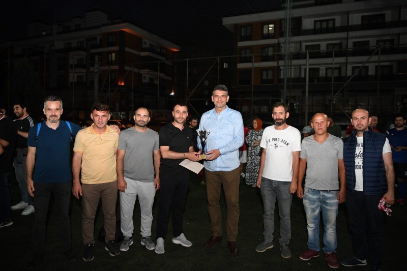 KARTEPE’NİN ŞAMPİYON TAKIMI EMLAK VE İSTİMLAK MÜDÜRLÜĞÜ OLDU