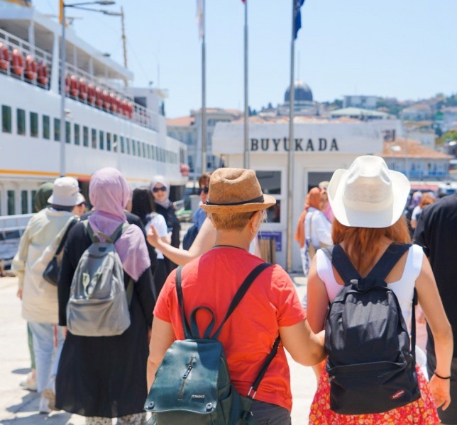 Büyükada’ya mavi tur keyfi