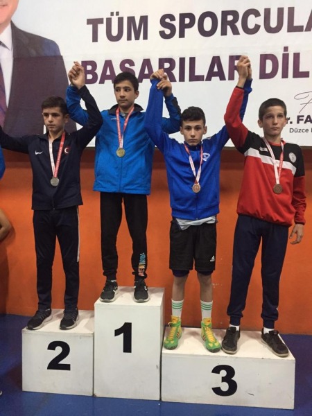 Kağıtspor’dan tam 34 madalya