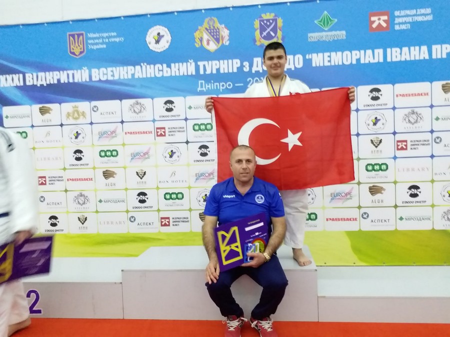 Gölcük Belediyespor Judo Takımı’ndan harika bir başarı daha