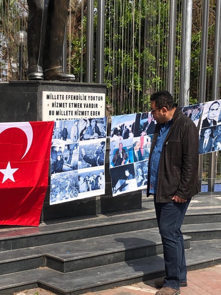 Gölcük Ülkü Ocağı’ndan Çınarlık Meydanı’nda anlamlı etkinlik  BAŞBUĞ TÜRKEŞ’İ FOTOĞRAFLARIYLA ANDILAR