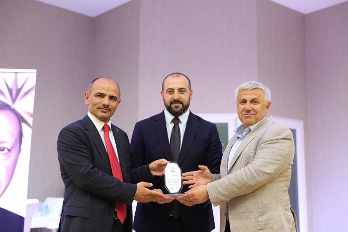 Tek Derdimiz Ve Düşüncemiz Hizmet Olacak”