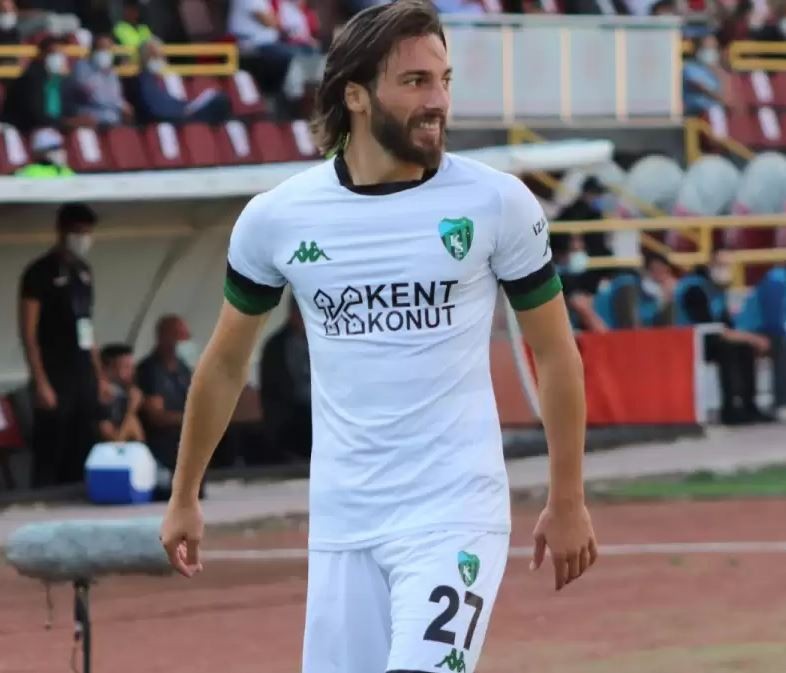 Kocaelispor’da Omolo ve Berkay ile yollar ayrıldı DİOGO VE SEMİH TAKIMDA KALDI