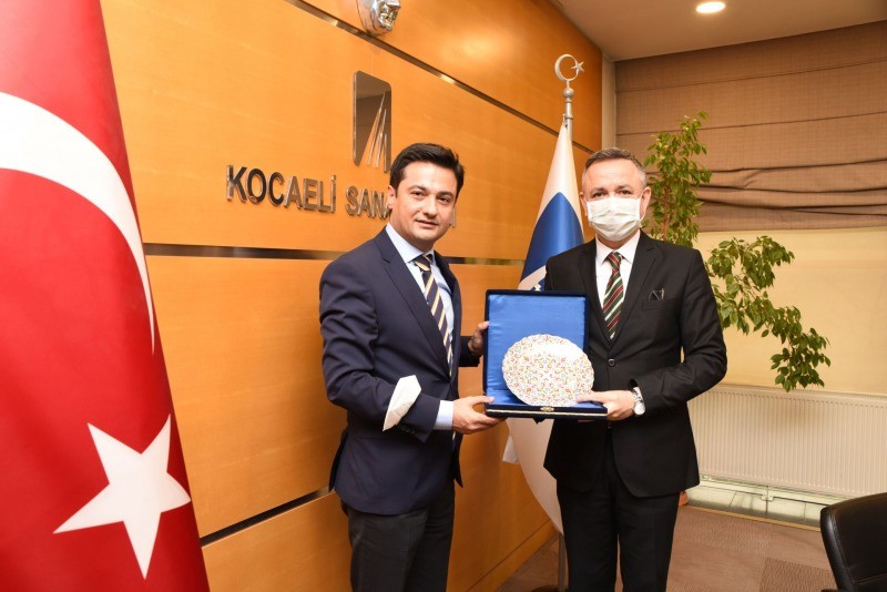 KSO Başkanı Zeytinoğlu, KOSTÜ öğrencileri ile buluştu