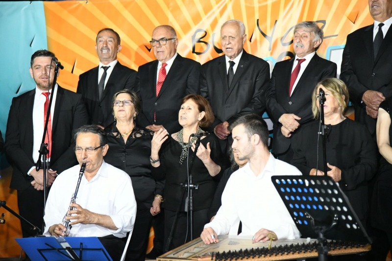 Başiskele Sahili’nde Müzik Şöleni Devam Ediyor