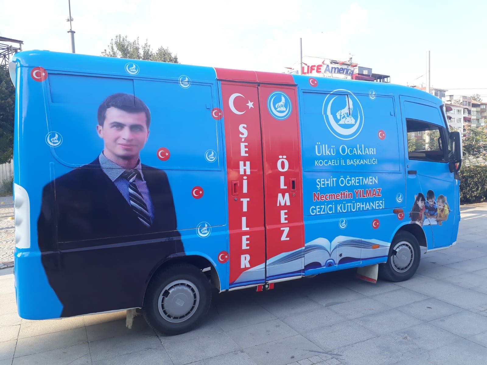 Şehit Öğretmen Necmettin Yılmaz Gezici Kütüphane 9 Eylül pazar günü Gölcük ve Değirmendere’de