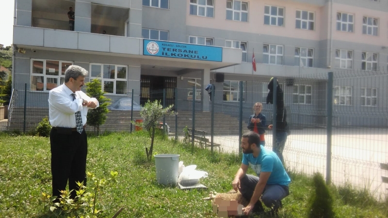 Tersane İlkokulu’nda çıkan yangın sonrası  OKUL BAHÇESİNDE KURBAN KESİLDİ