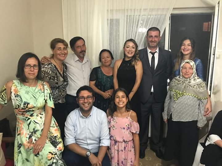 Yeşil Siyahlı çift evliliğe ilk adımını attı