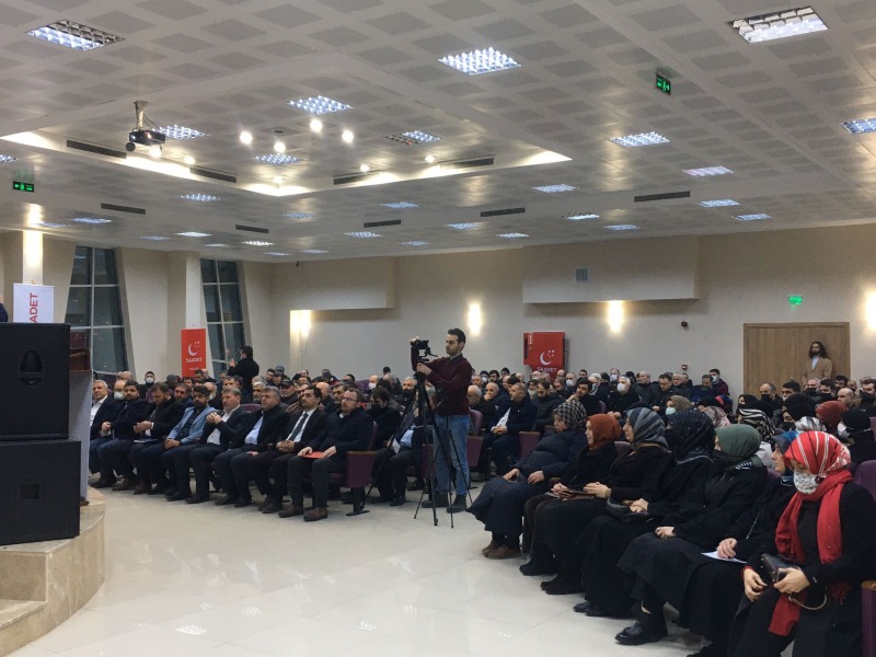 Saadet Kocaeli’den Geniş Katılımlı Divan
