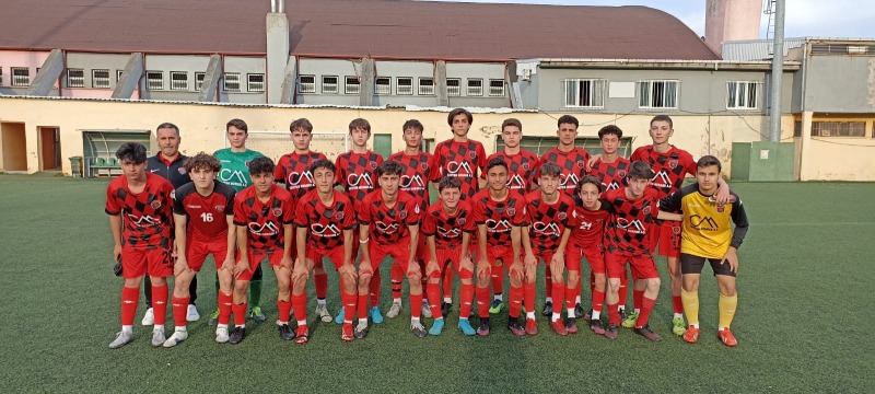 Gölcükspor gençleri Bilecik’te boy gösterecek