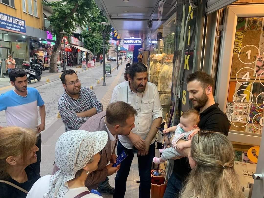 Memleket Partisi’nden esnaflara ziyaret ‘MUHARREM İNCE’Yİ HALKIMIZLA BİR ARAYA GETİRECEĞİZ’