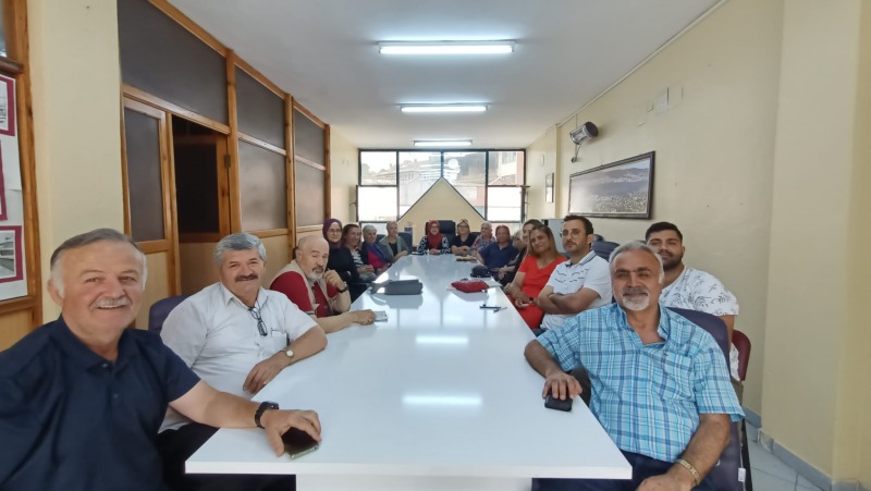 Gölcük Kent Konseyi Kadın Meclisi Bahar Şenliği öncesinde STK’lar ile toplantı yaptı ’12. GELENEKSEL BAHAR ŞENLİĞİ’NE HAZIRIZ’