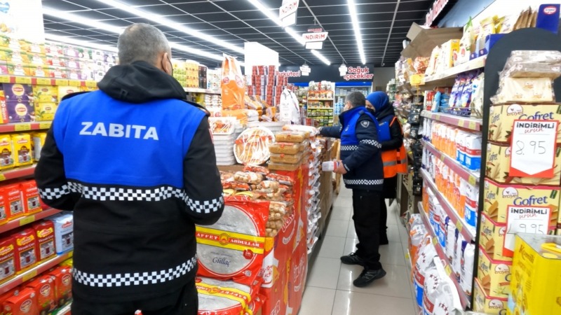 Başiskele Zabıtası’ndan Fahiş Fiyat ve Stokçuluk Denetimi
