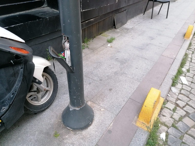 Açıkta duran elektrik kablolarına önlem alınmalı