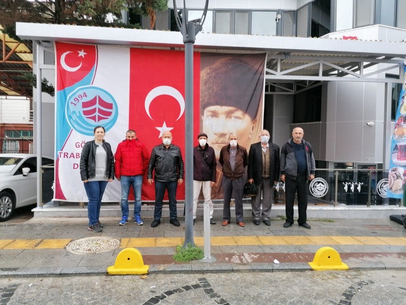 Gölcük Trabzonlular Derneği Başkanı Hüseyin Çakıroğlu GÖLCÜK BASINI İLE KAHVALTIDA BİR ARAYA GELDİ