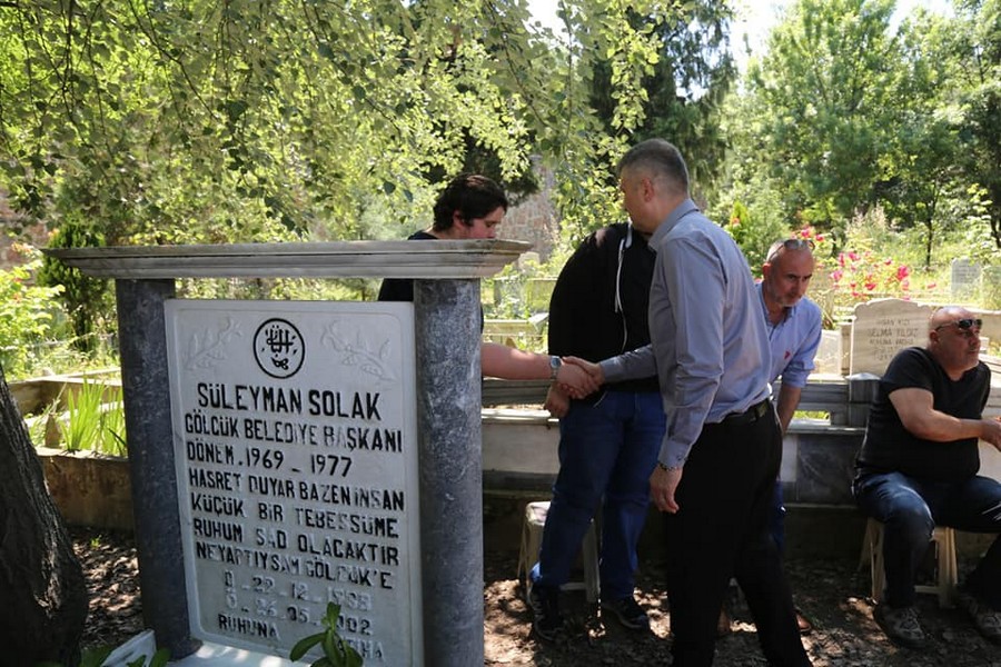 Gölcük Belediyesi başkanlarını anmaya devam ediyor