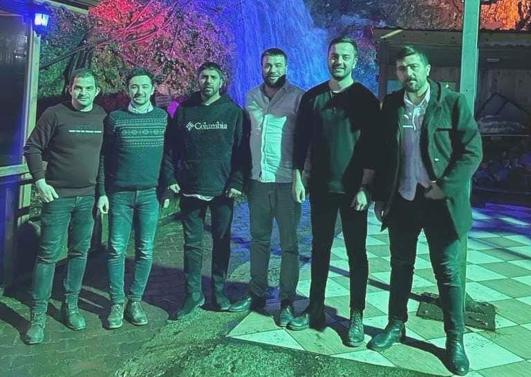 CHP’li Gençler 3152. Sokak sakinlerinin sesi oldu ‘VATANDAŞIN TALEBİNE NEDEN KARŞILIK VERİLMİYOR?’