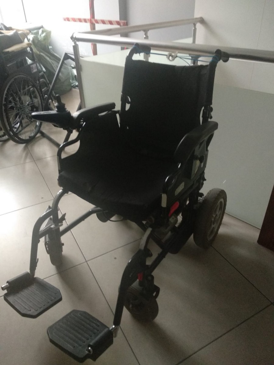 Gölcük Engelliler Dernek Başkanı Hasan Bat Mustafa’nın sesini duydu  AKÜLÜ SANDALYE VAN’A GÖNDERİLDİ