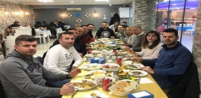 Derman Eczanesi Buket Aydın, için bir araya geldi