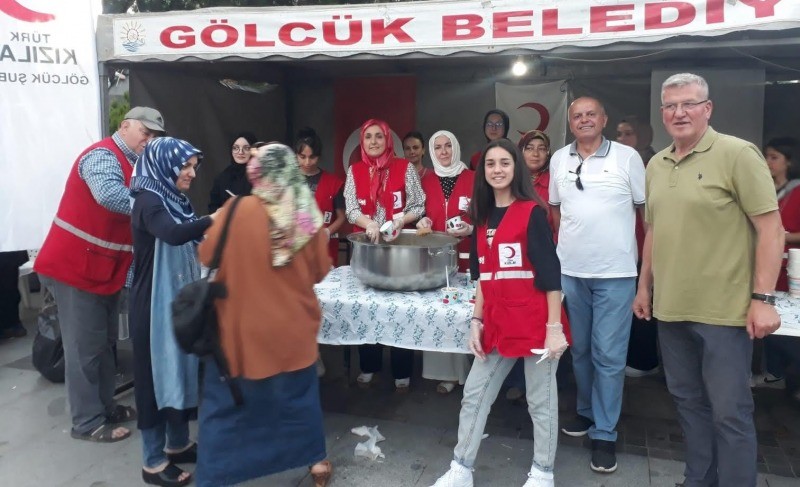 Kızılay Gölcük Şubesi 15 Temmuz’da birçok etkinliğe imza attı