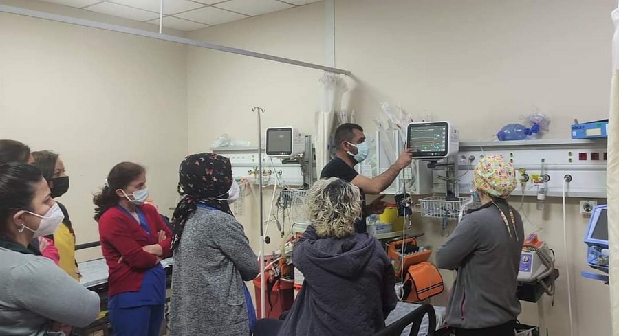 Gölcük Necati Çelik Devlet Hastanesi’ne  SON TEKNOLOJİ HASTA BAŞI MONİTÖRLERİ ALINDI