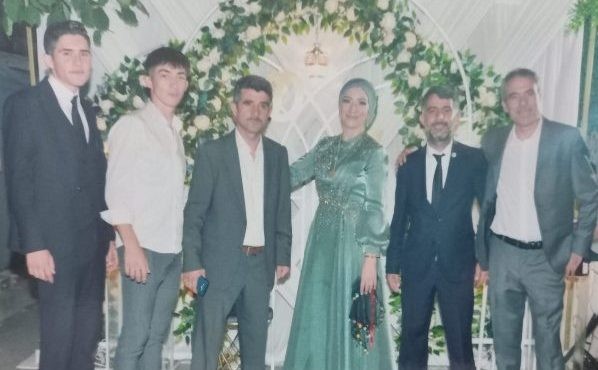 Garipoğlu ve Işık ailelerinin mutlu günü DENİZ VE ERDAL EVLİLİK YOLUNDA İLK ADIMLARINI ATTILAR