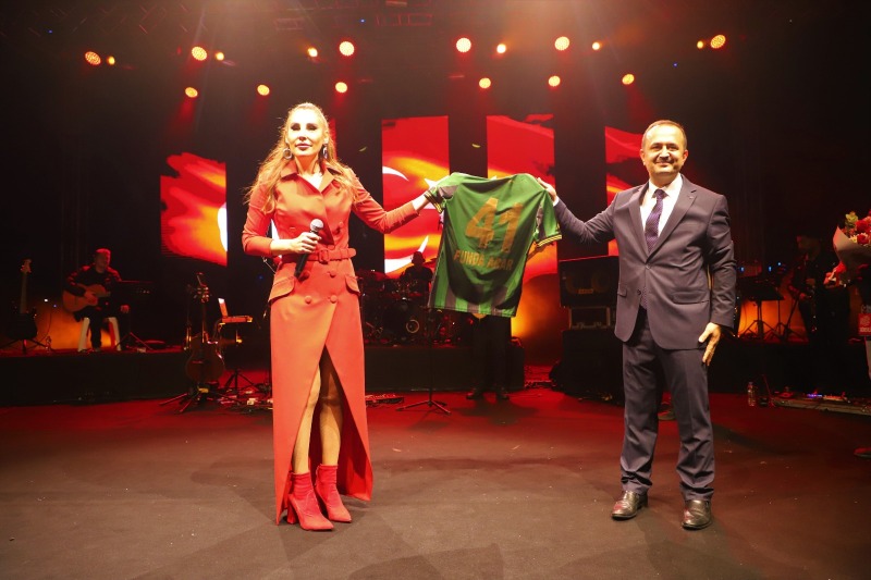 Funda Arar’la görkemli final