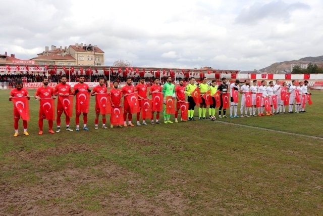 Gölcükspor Nevşehir Belediyespor deplasmanında aradığını bulamadı 1 PUAN İLE DÖNDÜK
