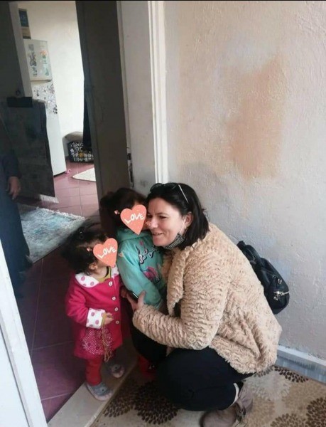 Umuda El Uzat (Gülşen Abla) ihtiyaç sahiplerinin umudu oluyor ‘YÜZLERİ GÜLDÜRMEYE DEVAM EDECEĞİZ’