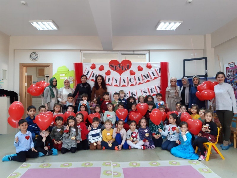 Kardeş okullar SEVGİ’de buluştu