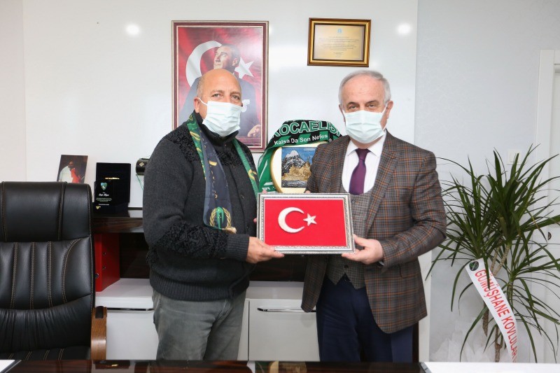‘Kocaelispor’umuzun her zaman yanındayız’